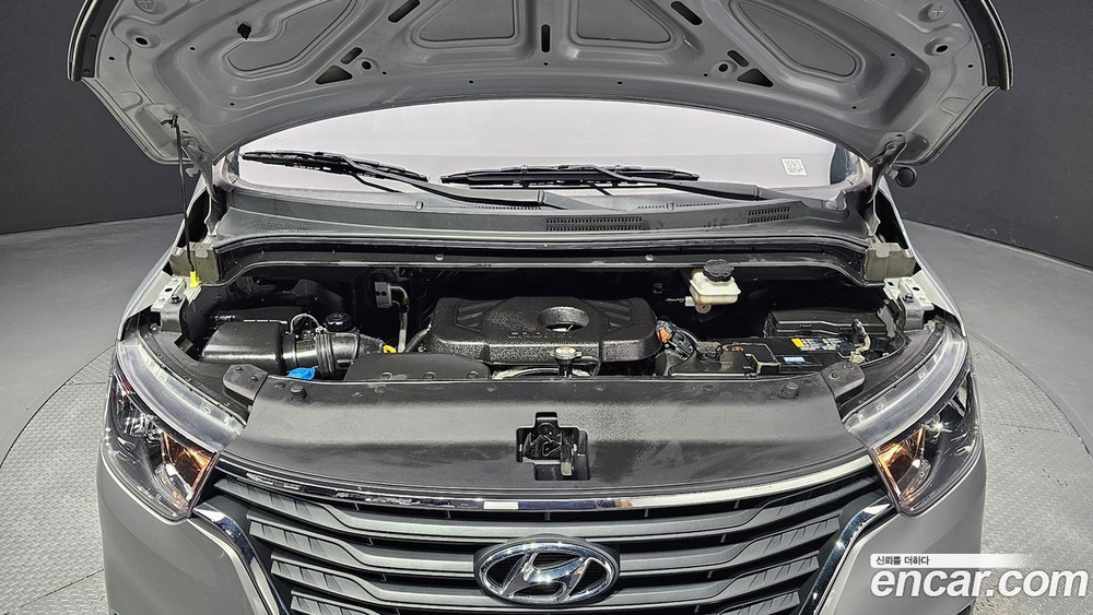 Hyundai The New Grand Starex Van 5인승 (06.2020)