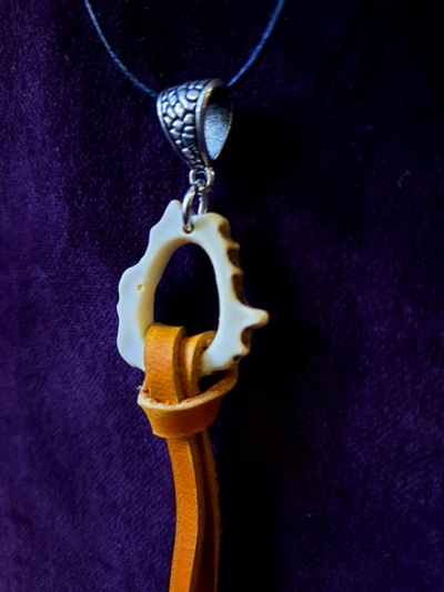 Подвеска из рога косули в ассортименте