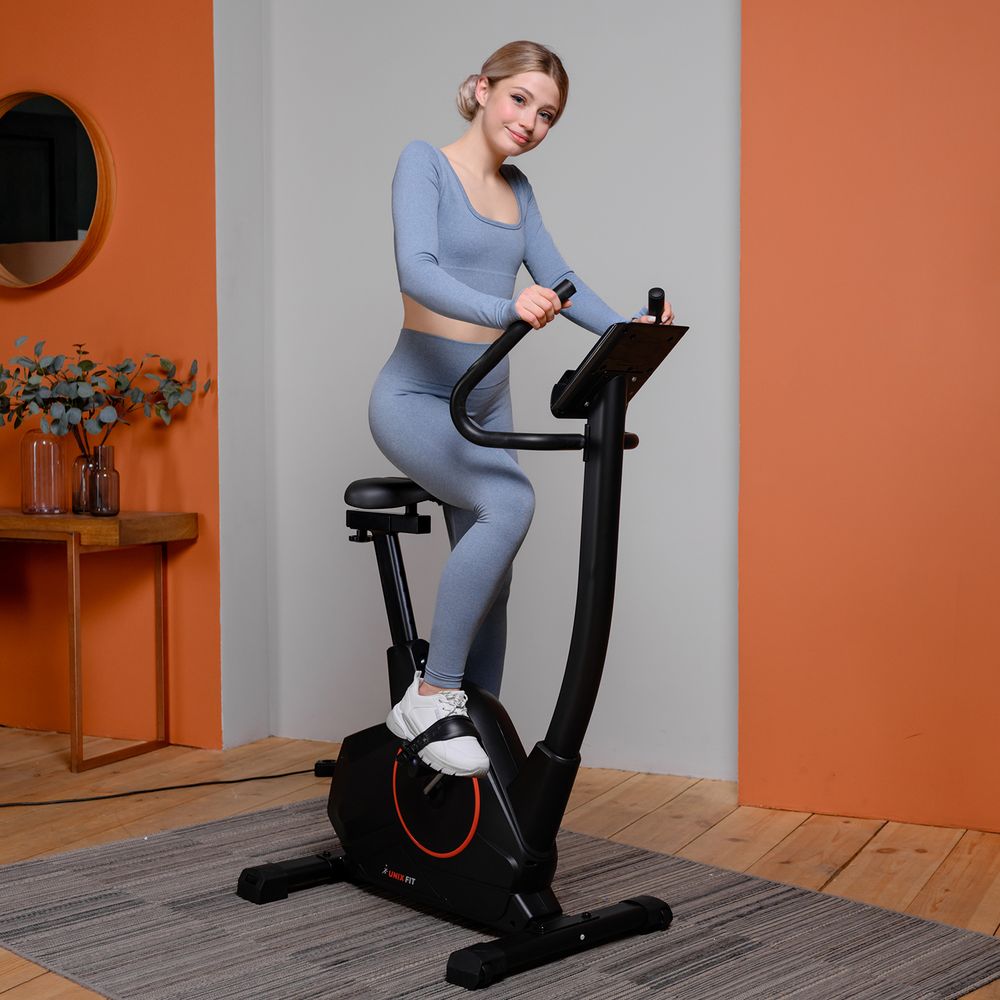 Велотренажер UNIX Fit BL-390E