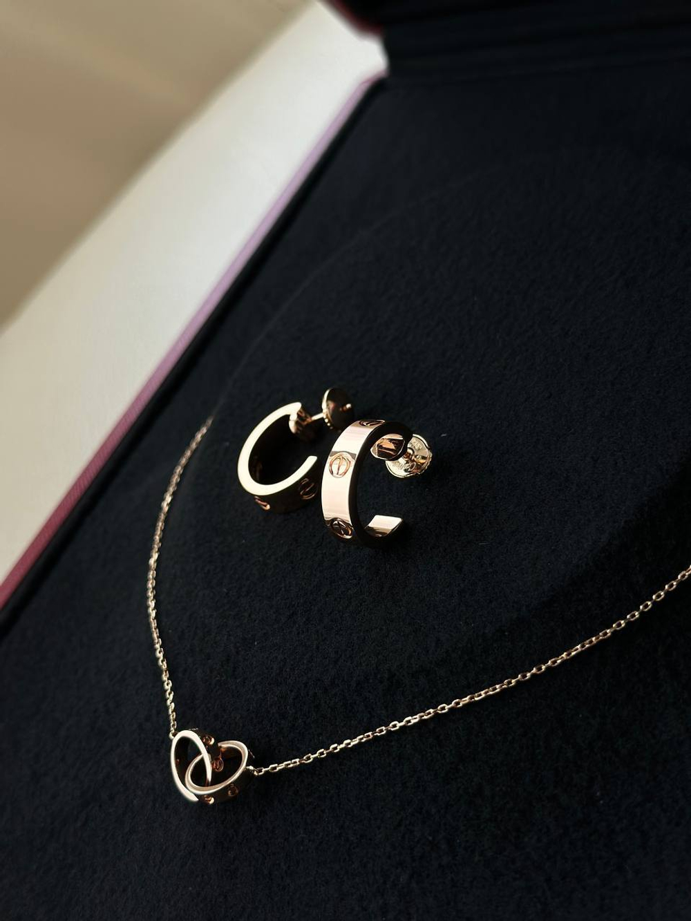 Серьги Cartier