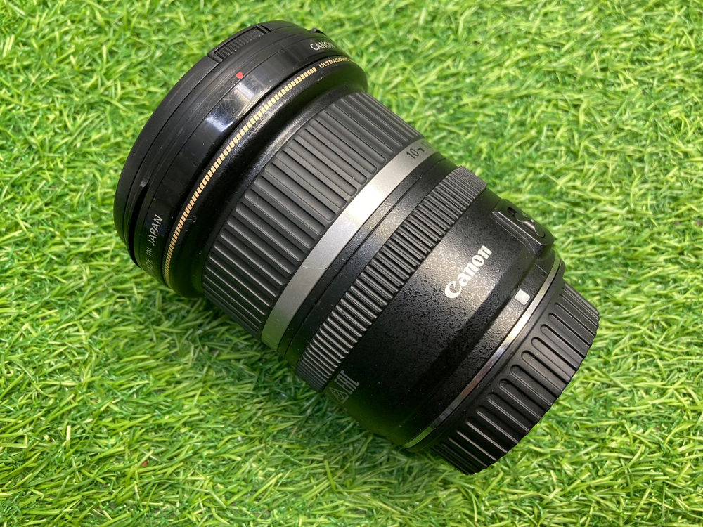 Canon EF-S 10-22mm 3.5-4.5 USM