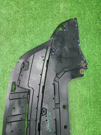 Пыльник переднего бампера Geely Atlas 2 (23-нв)