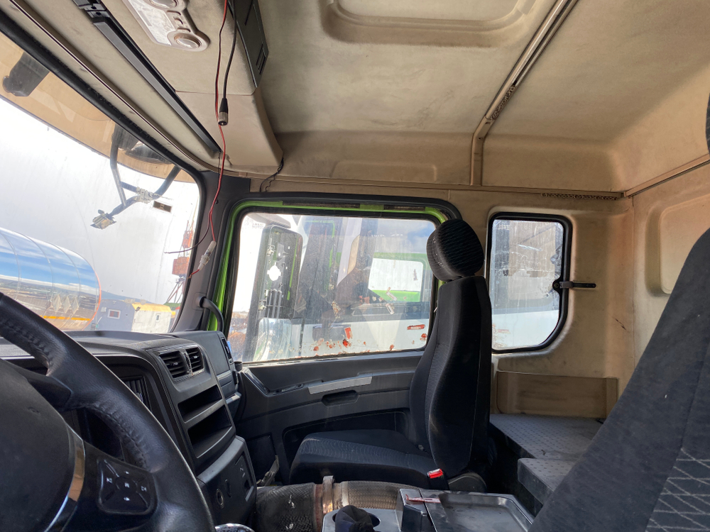 Shacman (Shaanxi) SX* 8x4 Самосвал SX331863366 (Дизельный, 12,5 л, 544 л.с., МТ)