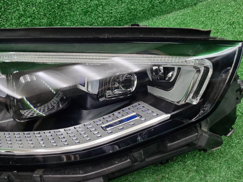 Фара правая Mercedes S W223 (20-нв) Digital Light