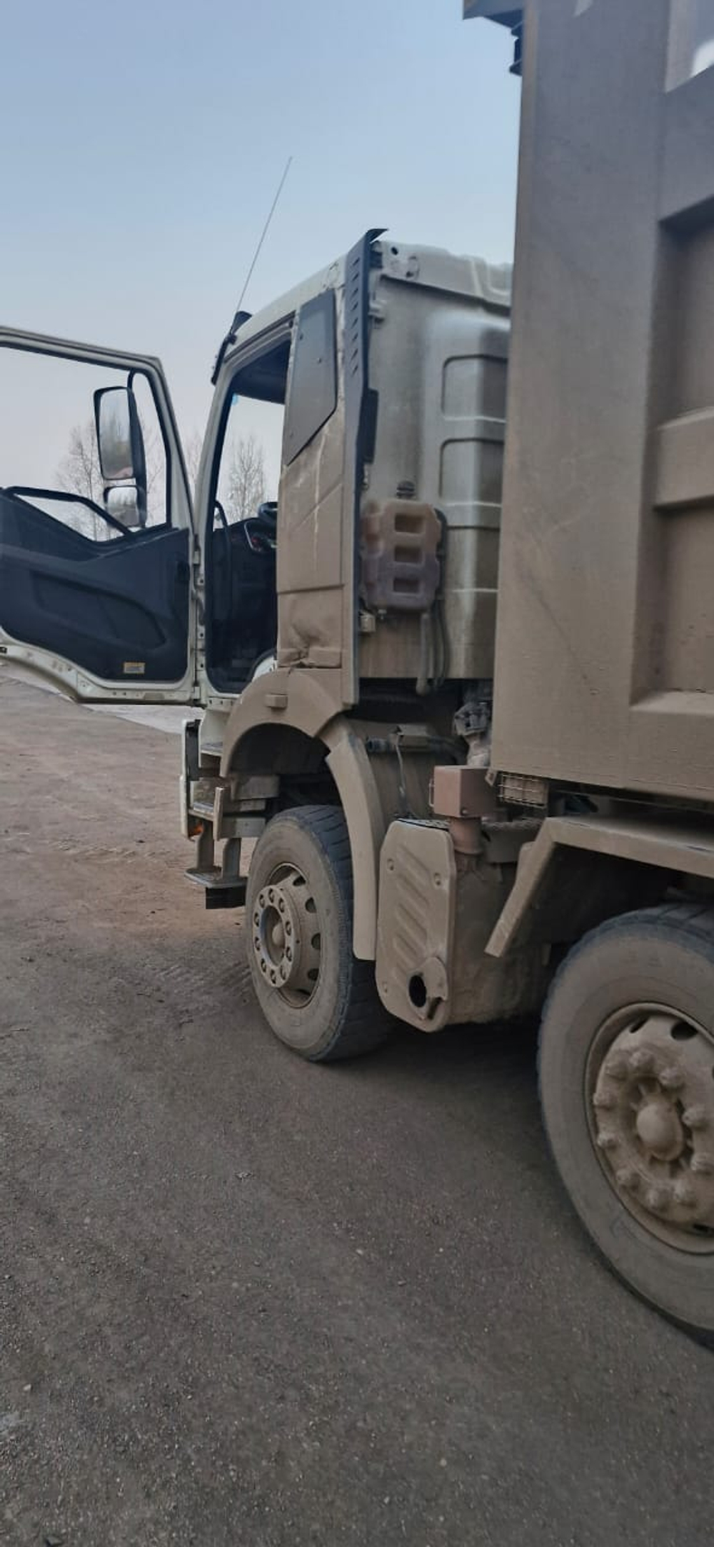 FAW J6 8x4 Самосвал CA3310P66K24T4E5 (Дизельный, 11,1 л, 420 л.с., МТ)