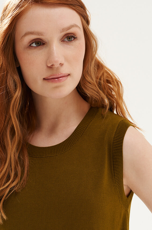 23535 Джемпер женский (оливковый)