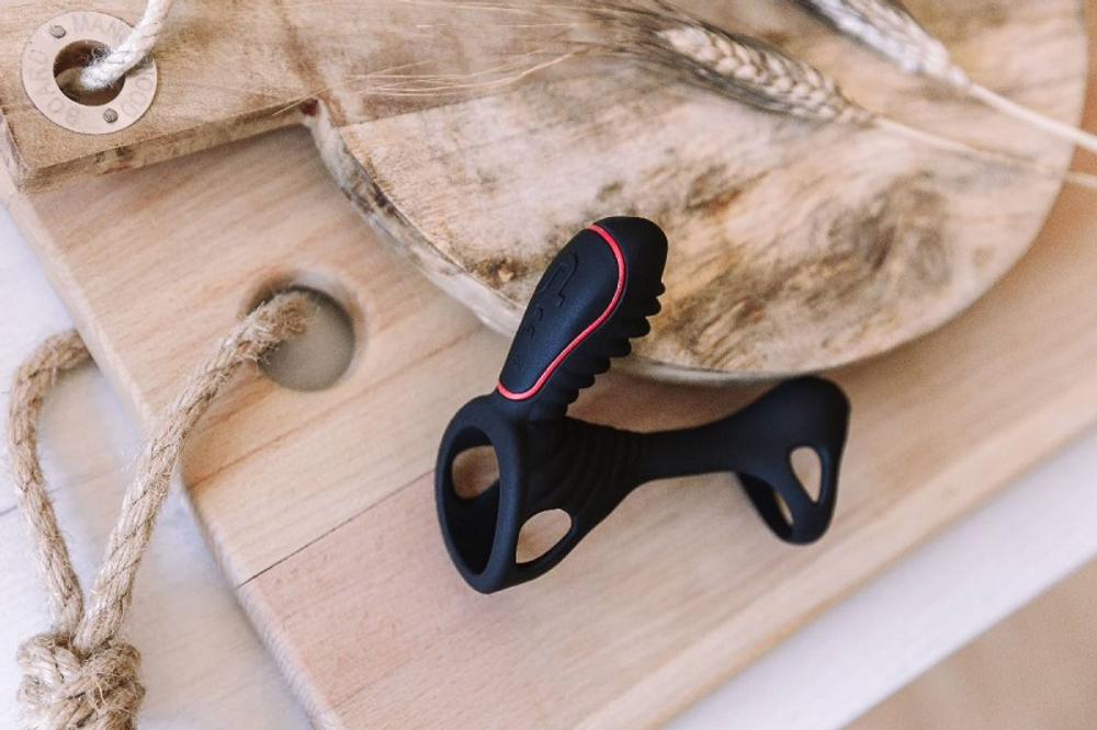 Adrien Lastic Gladiator + LRS - Насадка стимулирующая с пультом ДУ