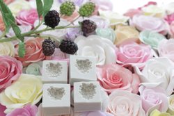 Молд силиконовый - вайнер Ежевика 2 ягоды