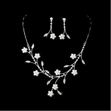 Комплект бижутерии Летто Алмаз