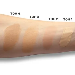 Сияющая тональная основа