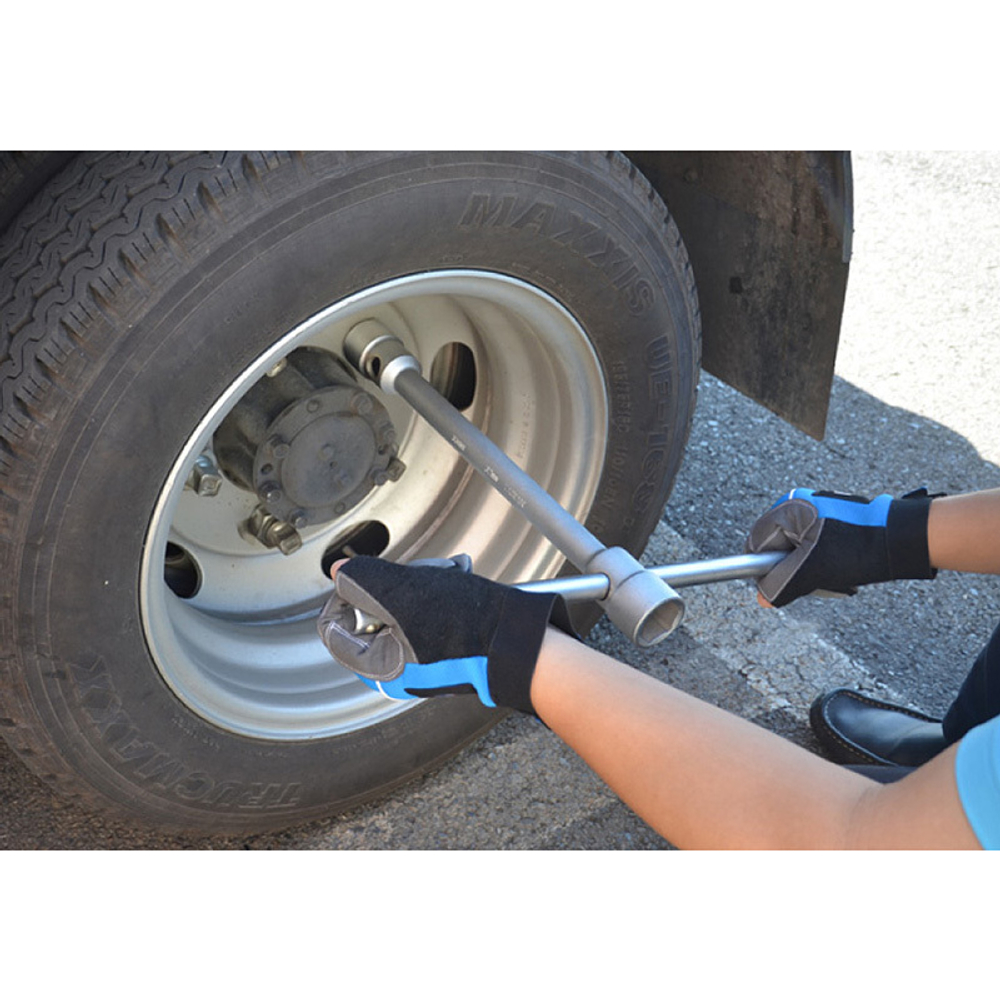 KING TONY (19992732) Ключ балонный торцевой 27 х 32 мм