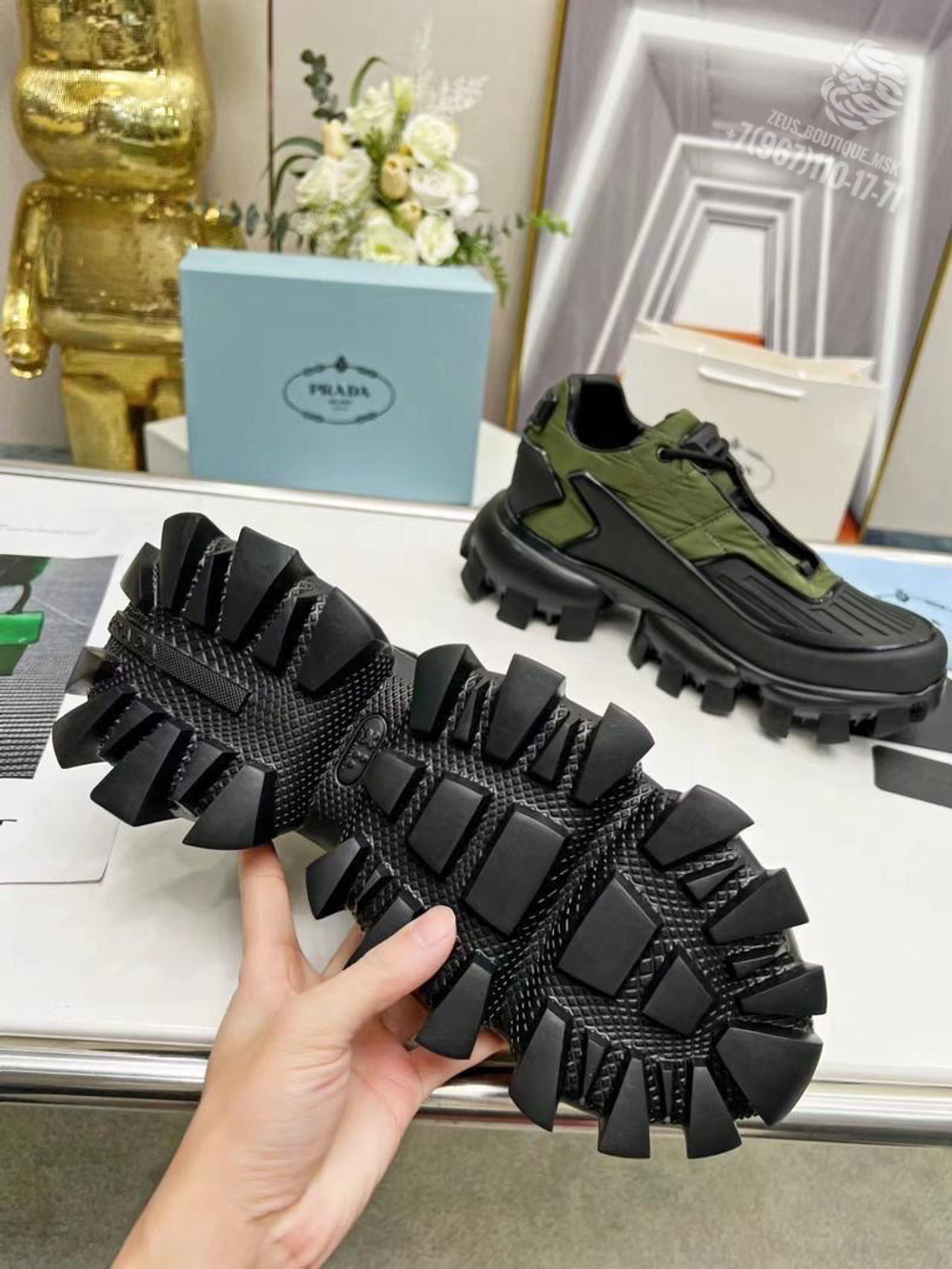 Кроссовки Prada