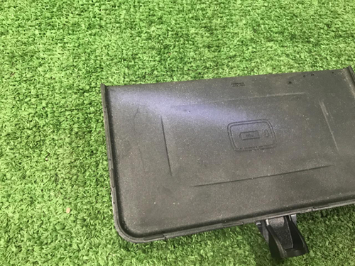 Зарядное устройство BMW 5er G30 (2017-2023)