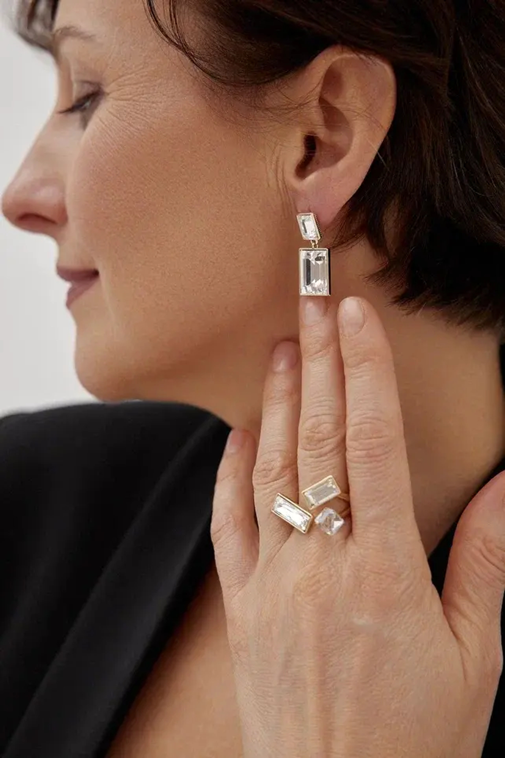 Серьги пусеты двойные прямоугольники в золотой рамке