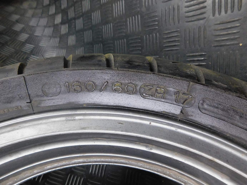 Колесо заднее Kawasaki ZZR 400 98 052946