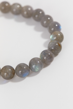 Браслет IN MY DARKNESS THERE IS A LIGHT из лабрадора