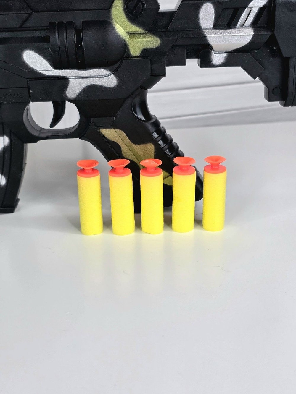 Автомат с лазерным прицелом свет/звук/мягкие пули в коробке (200346852)