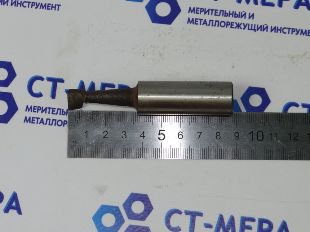 Резец токарный координатно - расточной для сквозных отверстий 18х87 Р6М5