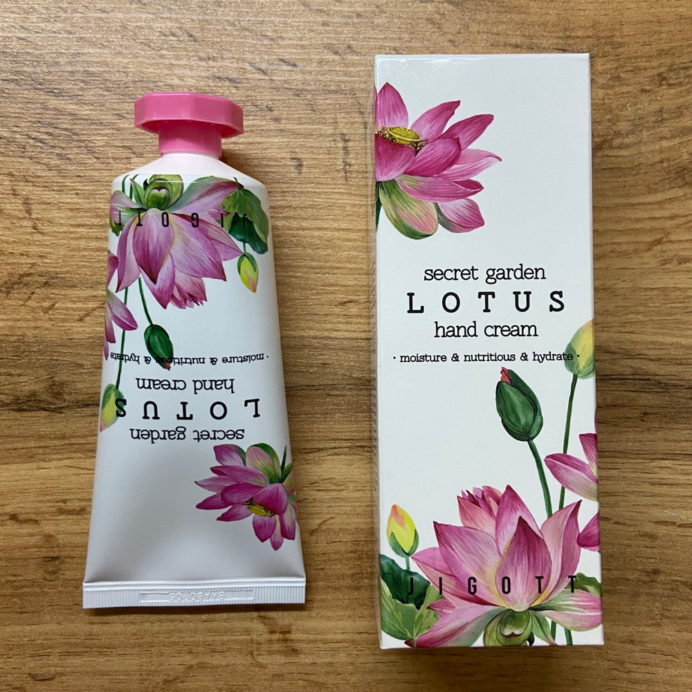 Крем для рук Jigott Secret Garden Lotus Hand Cream с экстрактом лотоса 100 мл