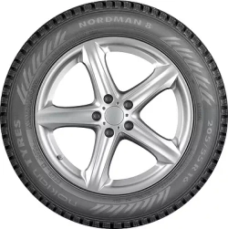Ikon Nordman 8 215/50 R17 95T XL