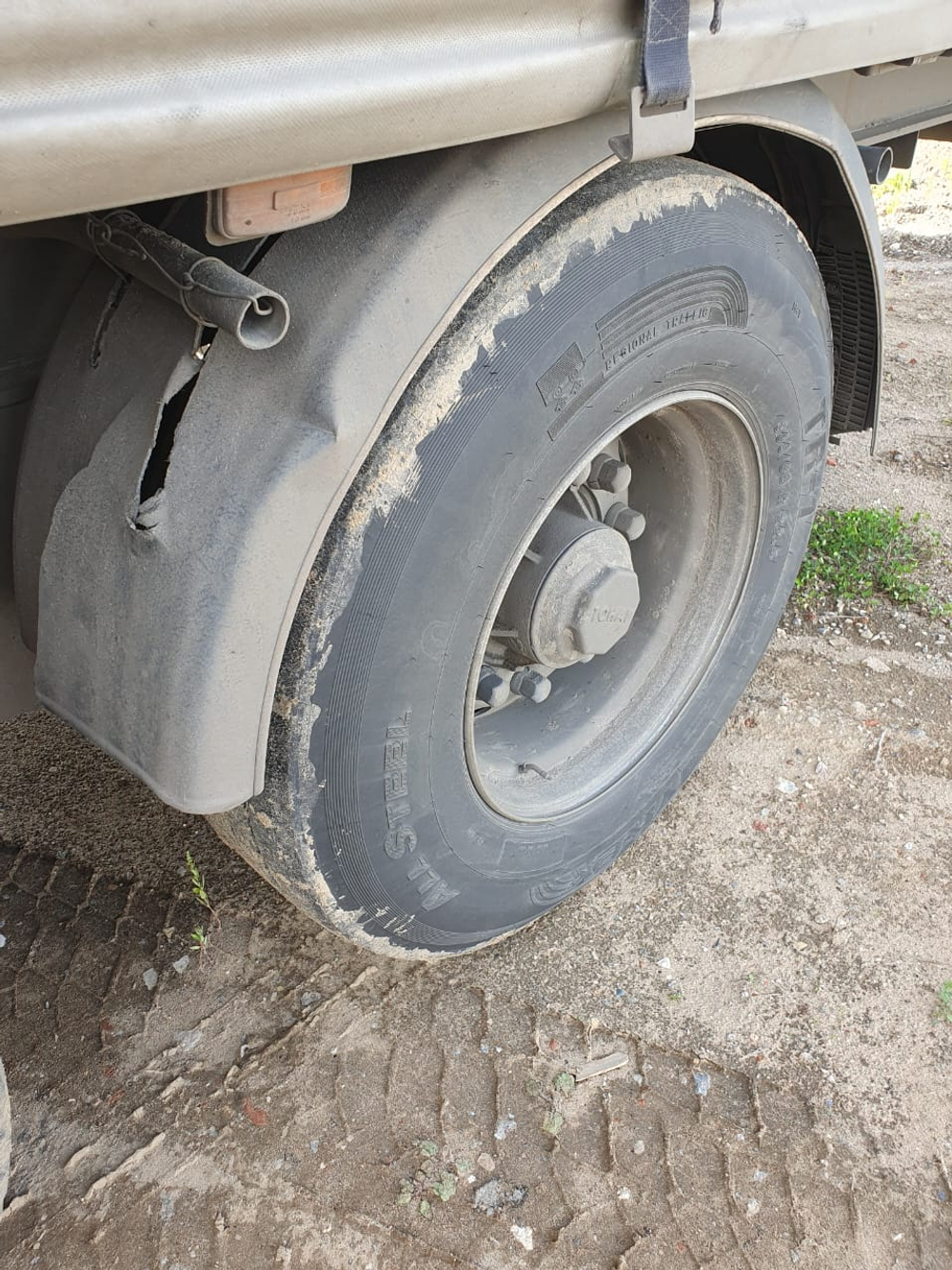 Тонар 9746* Полуприцеп шторный 97463