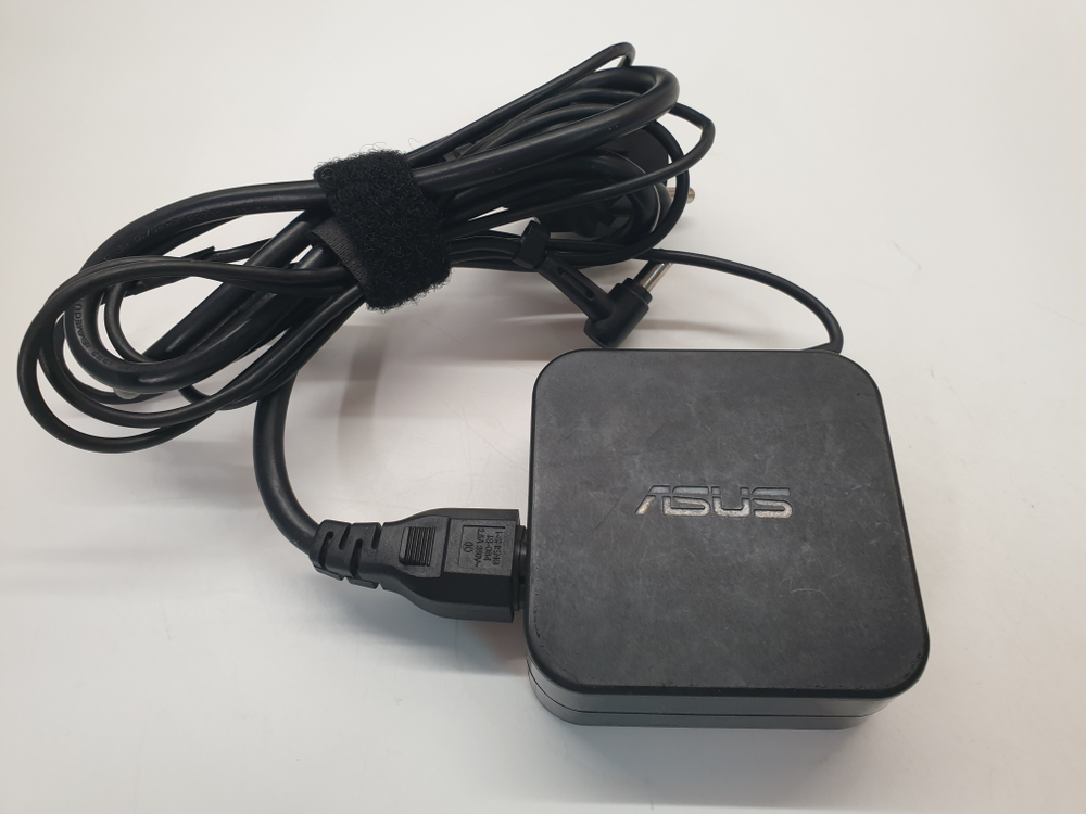 Блок питания Asus 19V 3,42A, 5,5x2,5 65W