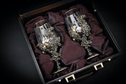 Набор бокалов для вина «Цветочная фантазия» 2 шт. в подарочном футляре с художественным оформлением