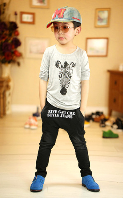 Лонгслив детский однотонный с контрастным принтом зебры