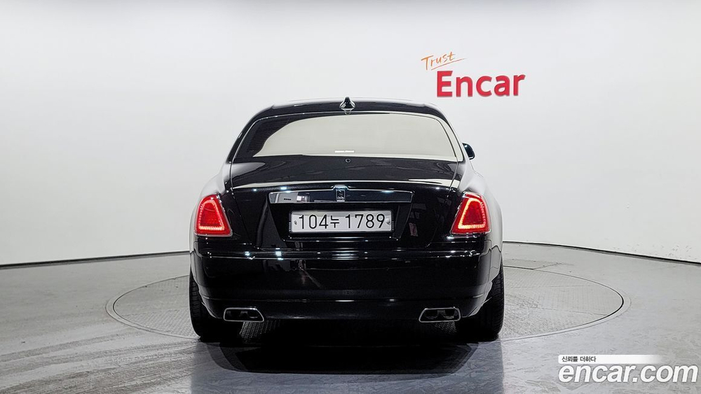 Rolls-Royce Ghost 6.6 V12 (08.2019)