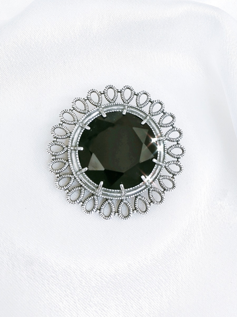 "Флатте" брошь из коллекции "Сотуар" от Jenavi