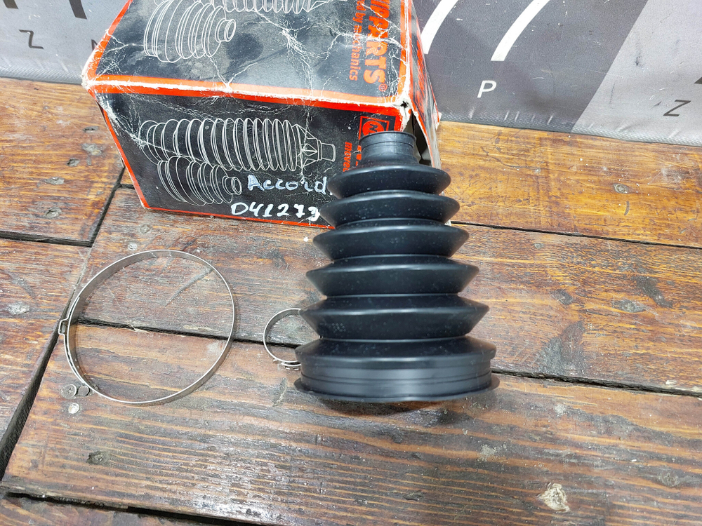 Пыльник ШРУСа Honda Accord 6 (CG), Accord 7 (CL)  Новое  J2864028