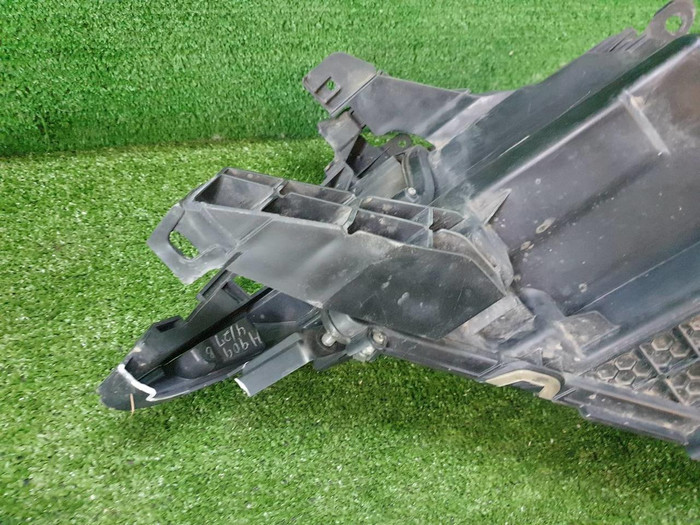 Фара правая Toyota Land Cruiser Prado 150 (2017-н.в.) LED