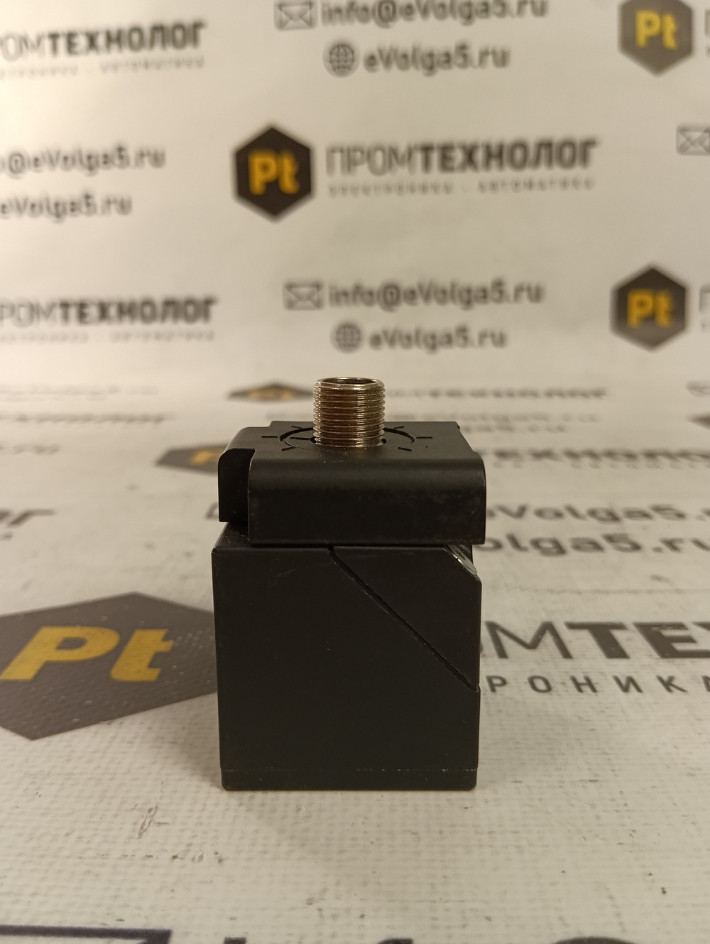 Balluff Q40KFU-PAC30F-S04G б/у