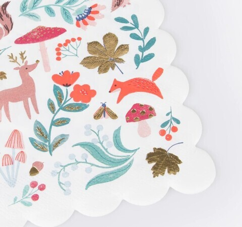 Салфетки большие "Лесная сказка" 16 шт.