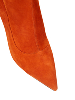 Женские рыжие ботфорты с жемчужным каблуком