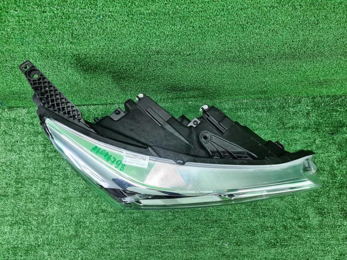 Фара правая Faw Besturn T77 (2018-н.в.) LED