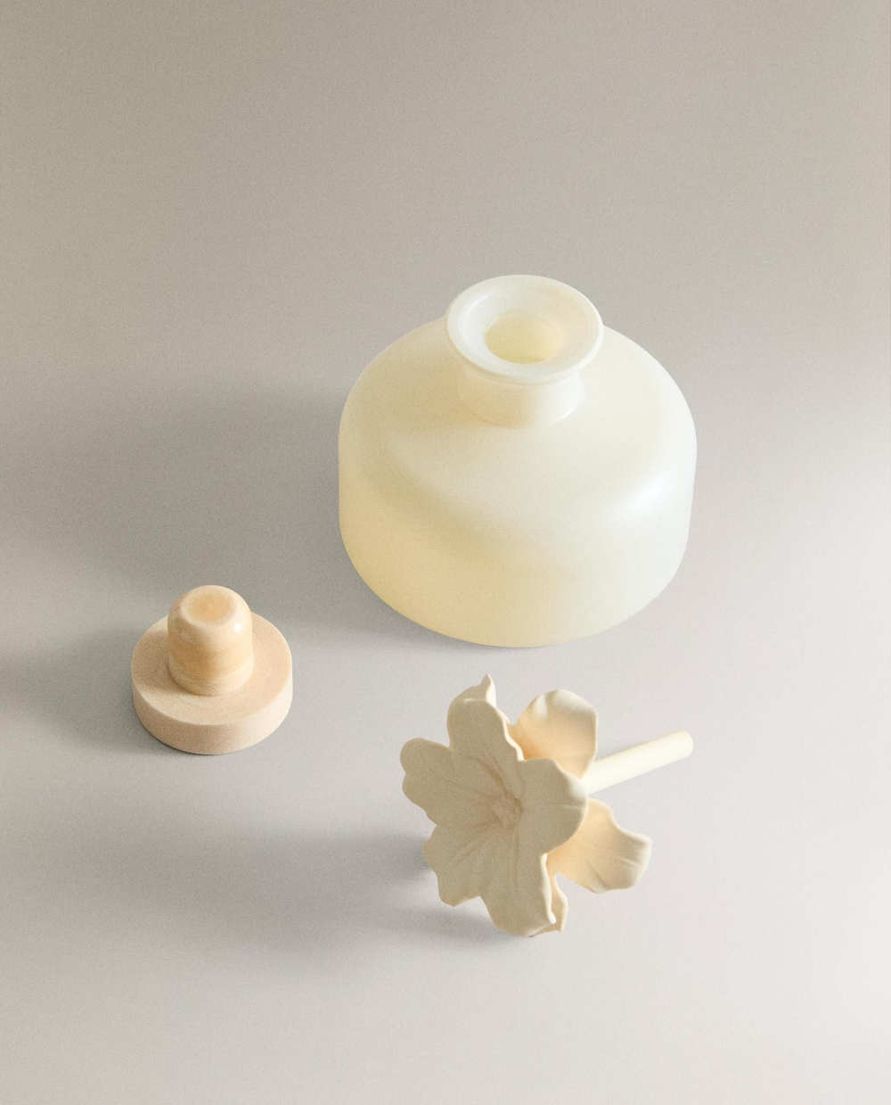 Zara Home - Керамический освежитель воздуха tuberose, 150 мл
