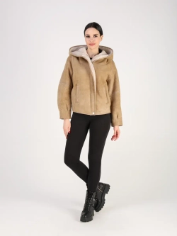 Дубленка зимняя натуральная короткая куртка с капюшоном