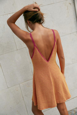 ZARA КОРОТКОЕ ПЛАТЬЕ С ЖАККАРДОВЫМ УЗОРОМ, РОЗОВЫЙ