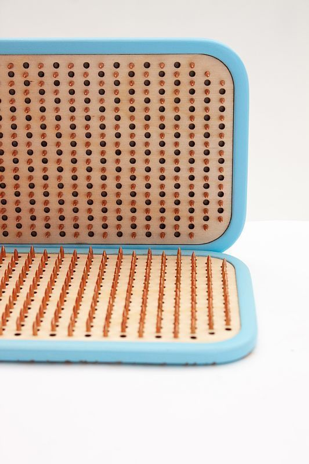 Доска садху Ом на мандале алюминиевые гвозди