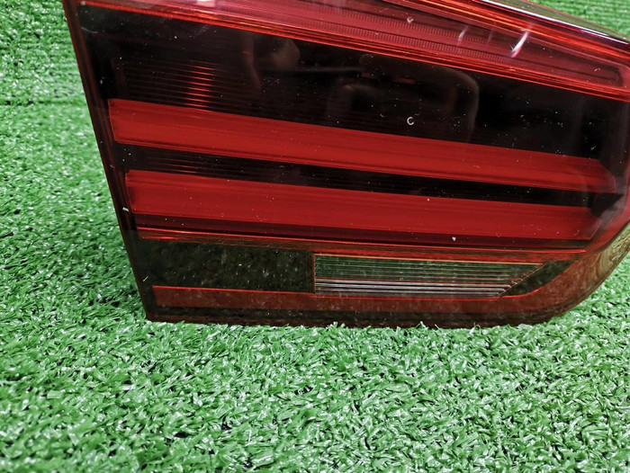 Фонарь левый внутренний BMW 3er F30 (2015-2020)