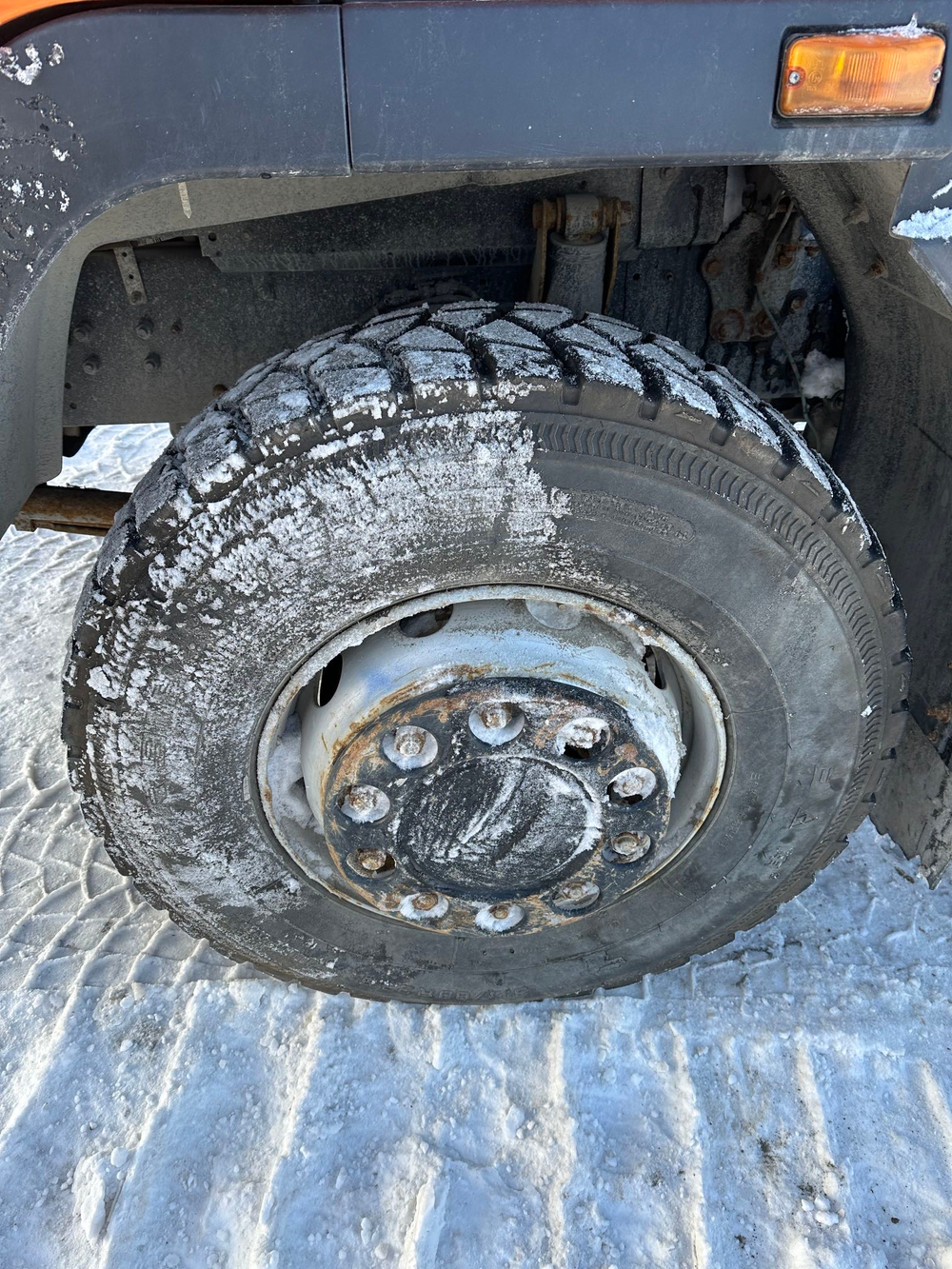 ПК Коммунальные машины ПБ-7028* на шасси МАЗ 5550 4x2 Бункеровоз ПБ-7028-11 (Дизельный, 7,5 л, 264 л