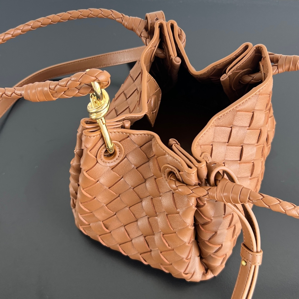 Bottega Veneta Small Parachute 21 cm