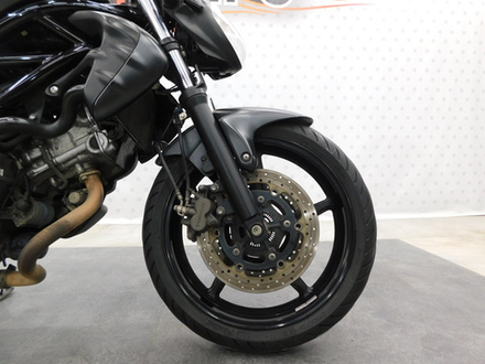 Suzuki Gladius SFV400 , 2015