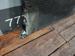 Радиатор кондиционера Mercedes S-Class (W222) 13-20 Б/У Оригинал A0995002154