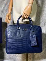 Портфель из кожи крокодила Prada