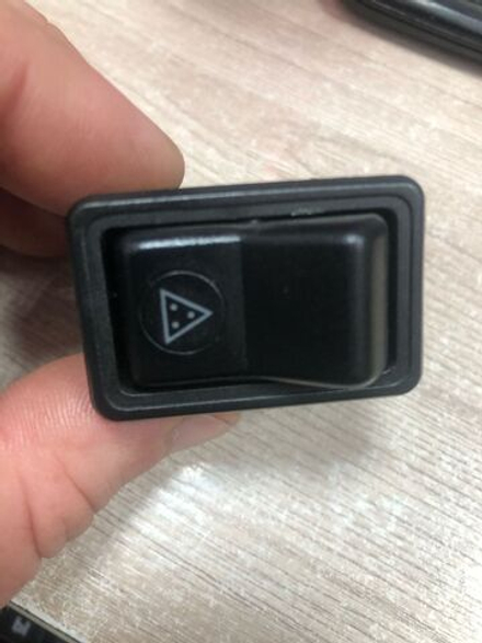 Клавиша знака автопоезда МАЗ