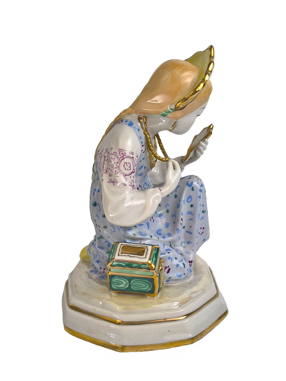 Фарфоровая статуэтка "Малахитовая шкатулка" ЛЗФИ