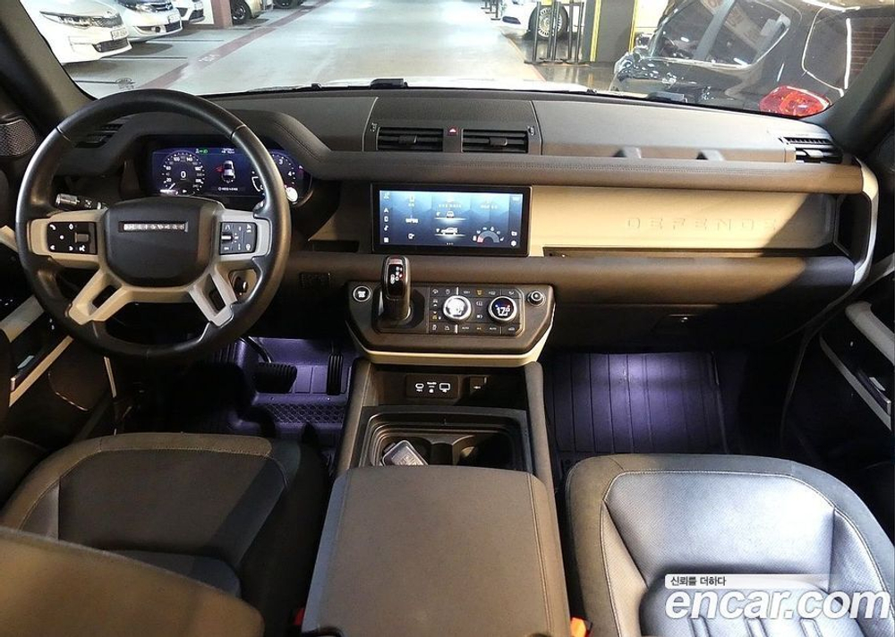 Land Rover Defender (L663) 110 D240 SE (12.2020)