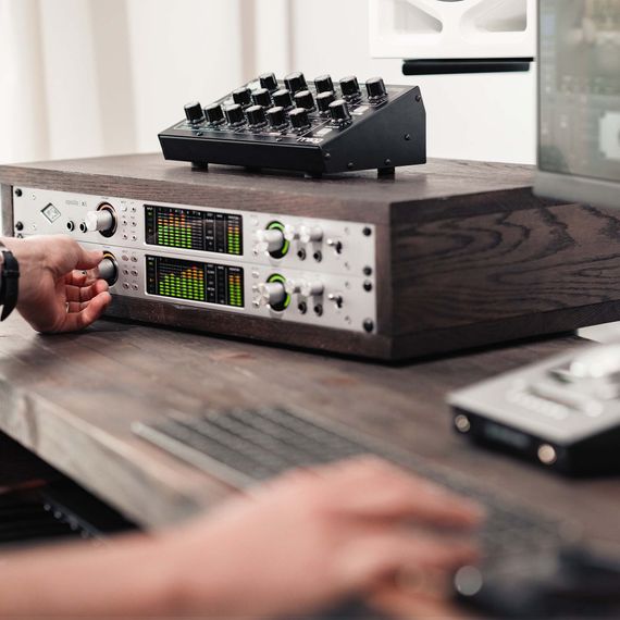 Universal Audio Apollo x6 Gen 2 Studio+ Edition Silver